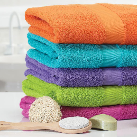 100% Cotton Bath Towels (Size: 25x50 inches)